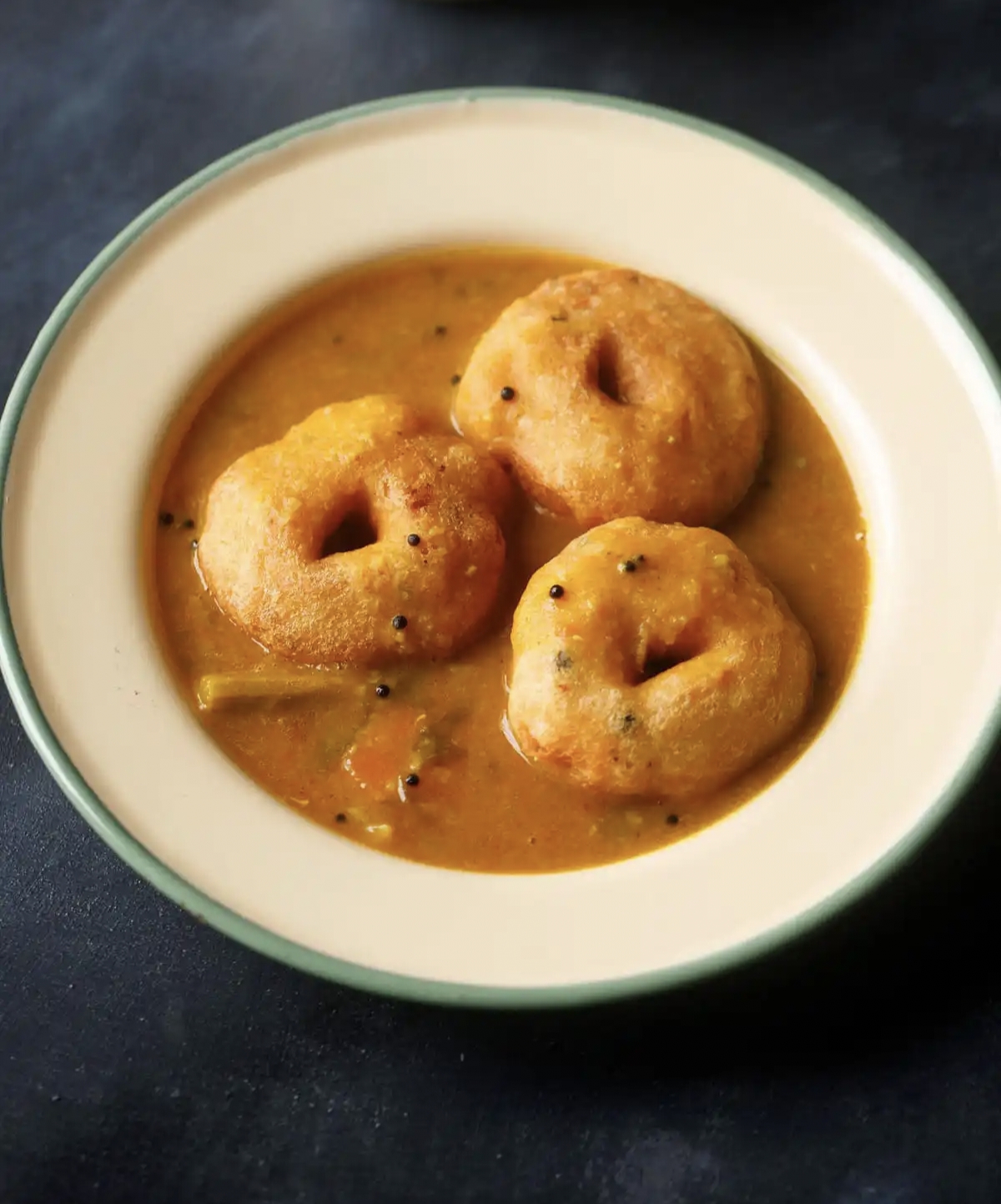 SAMBAR VADA
