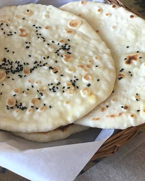 PLAIN KULCHA