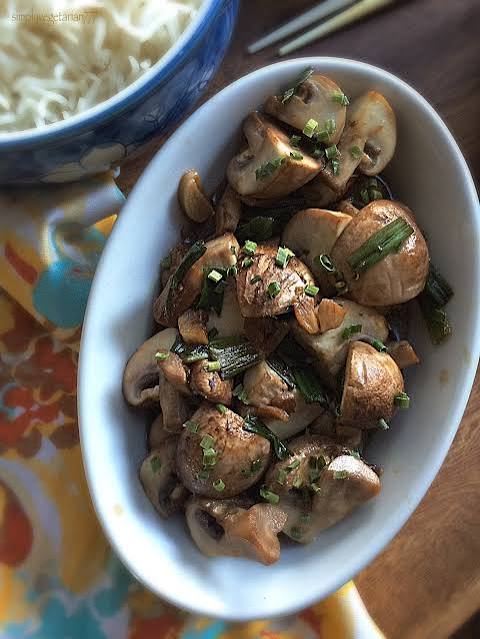 BRUNT GARLIC MASHROOM
